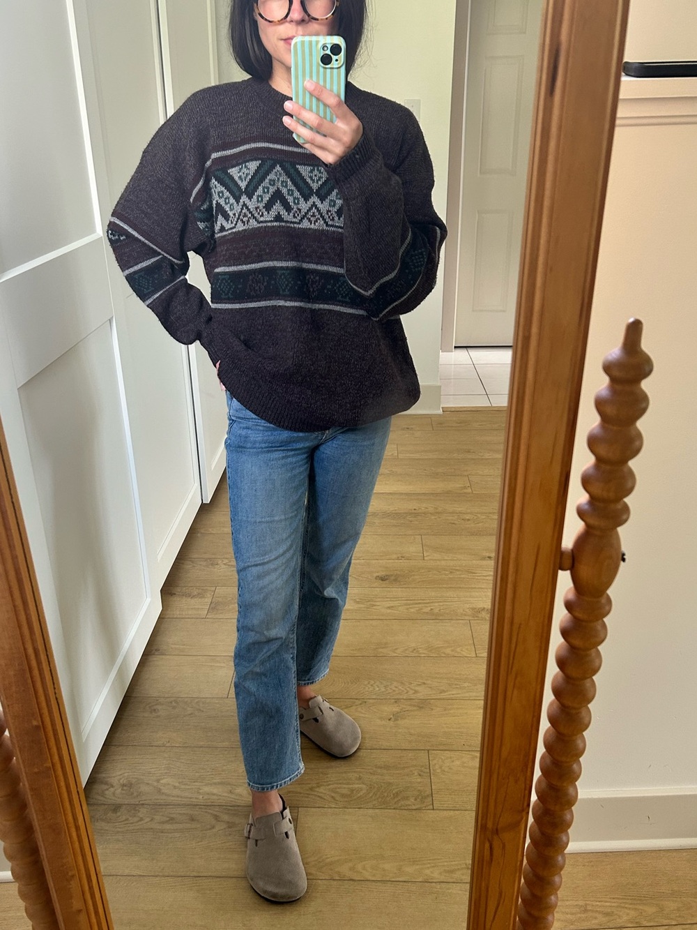 Vintage Brown Crewneck Sweater with Teal and Gray Pattern - Picture 3 of 6